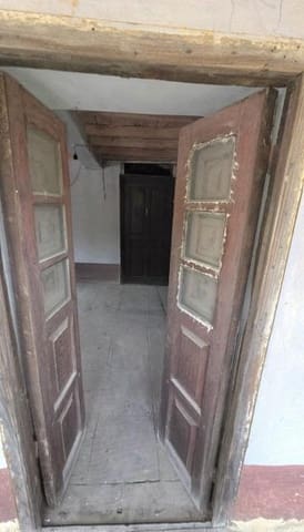 2 bedroom Finca/Country House for sale in Quirós - € 28,000 (Ref: 9978891)