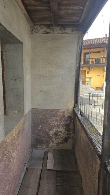 2 bedroom Finca/Country House for sale in Quiros - € 28,000 (Ref: 9978891)