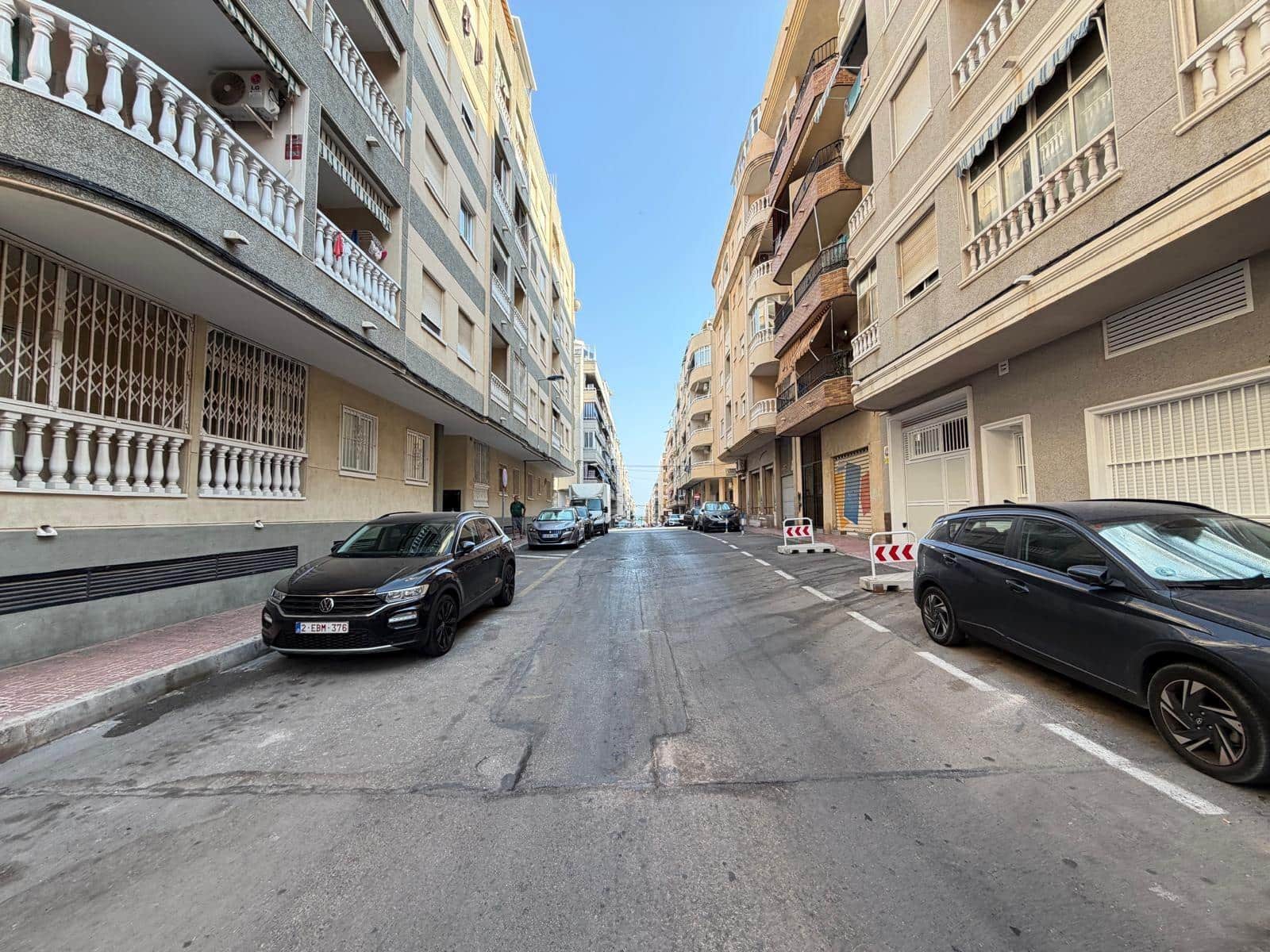 1 quarto Apartamento para venda em Torrevieja com piscina - 155 000 € (Ref: 9983019)