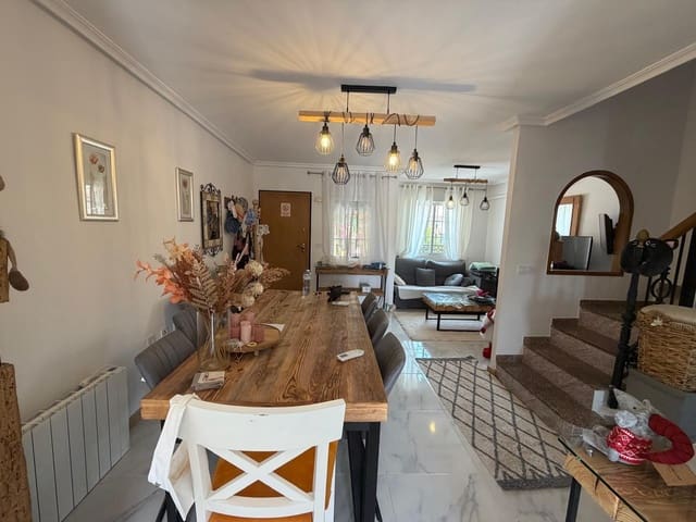 3 camera da letto Bungalow in vendita in Torrevieja con piscina garage - 272.000 € (Rif: 9983020)