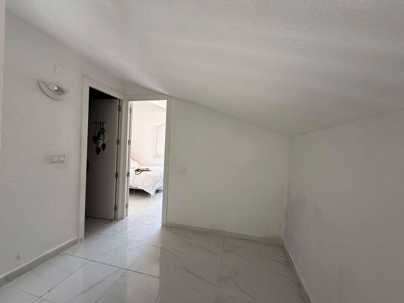 2 slaapkamer Bungalow te koop in Torrevieja - € 119.900 (Ref: 9983021)