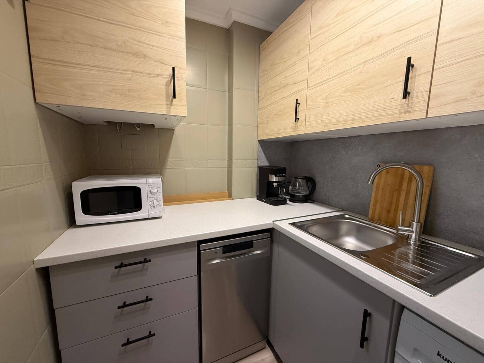 1 quarto Apartamento para venda em Torrevieja com piscina - 149 000 € (Ref: 9984991)