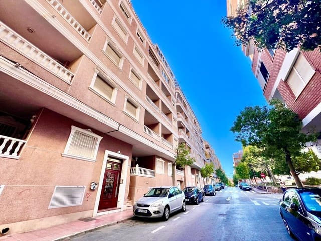 Garage for sale in Playa del Cura, Torrevieja - € 20,000 (Ref: 9986877)