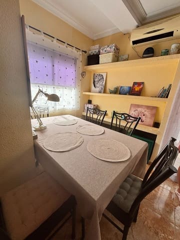 2 bedroom Apartment for sale in Torrevieja - € 140,000 (Ref: 9990731)