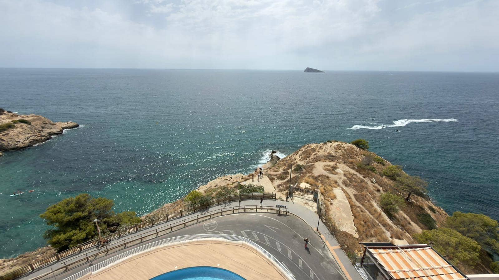 Piso de 3 habitaciones en Benidorm en venta con piscina garaje - 450.000 € (Ref: 9994255)