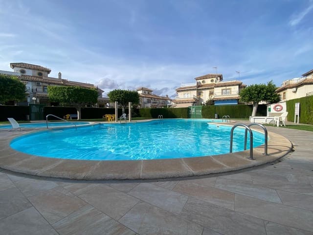 2 bedroom Bungalow for sale in Orihuela Costa, Orihuela with pool - € 186,000 (Ref: 9994256)