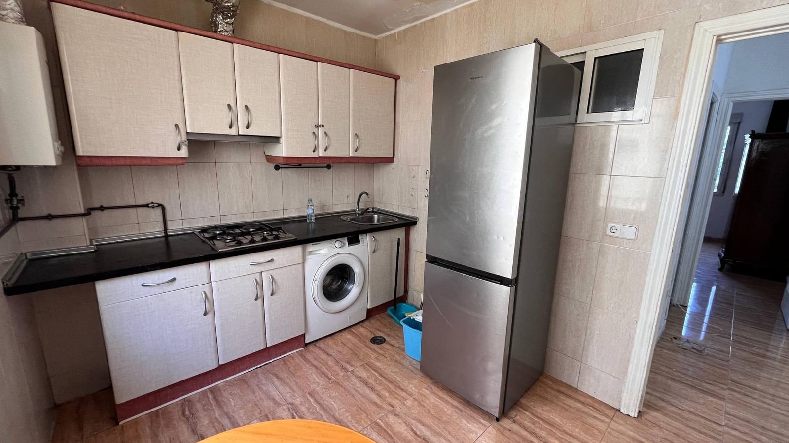 3 soveværelse Lejlighed til salg i Madrid by - € 460.000 (Ref: 9994257)