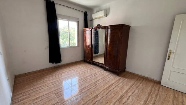 3 bedroom Flat for sale in Arganzuela, Madrid city - € 460,000 (Ref: 9994257)