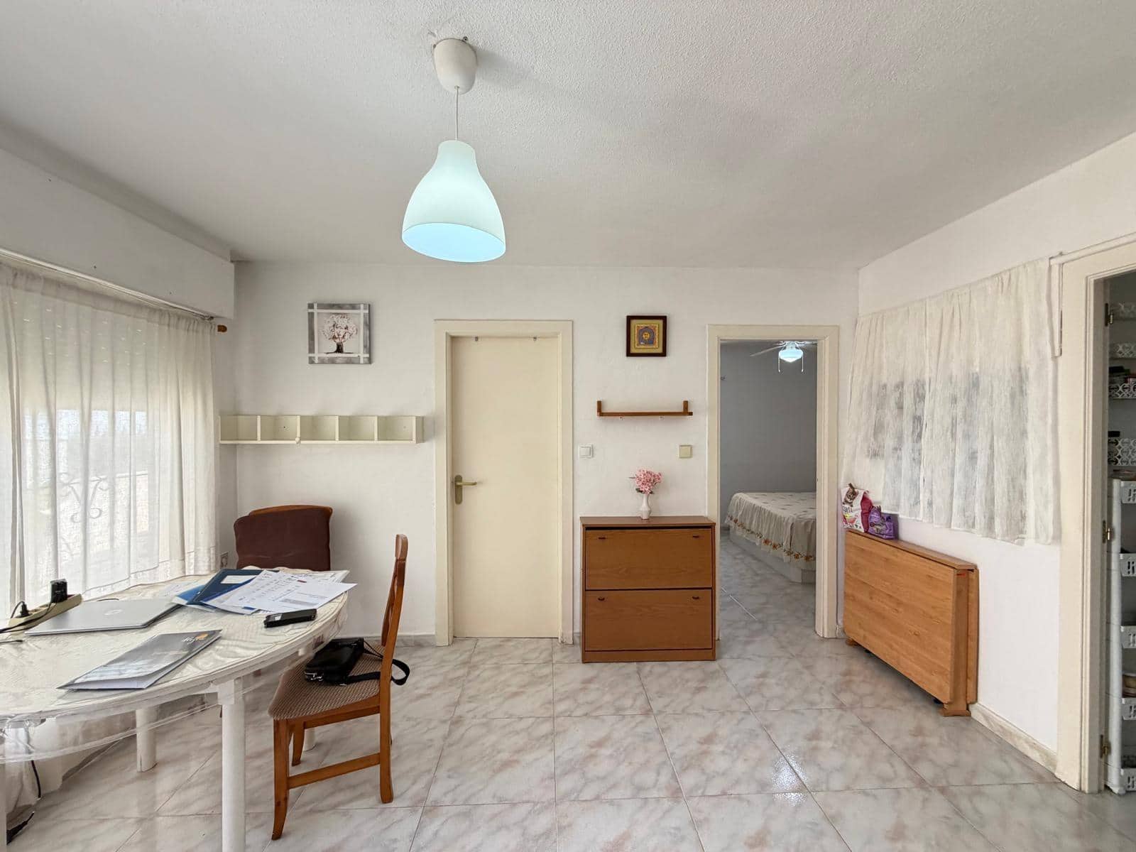 2 makuuhuone Rivitalo myytävänä paikassa Torrevieja mukana uima-altaan - 155 000 € (Ref: 9997135)