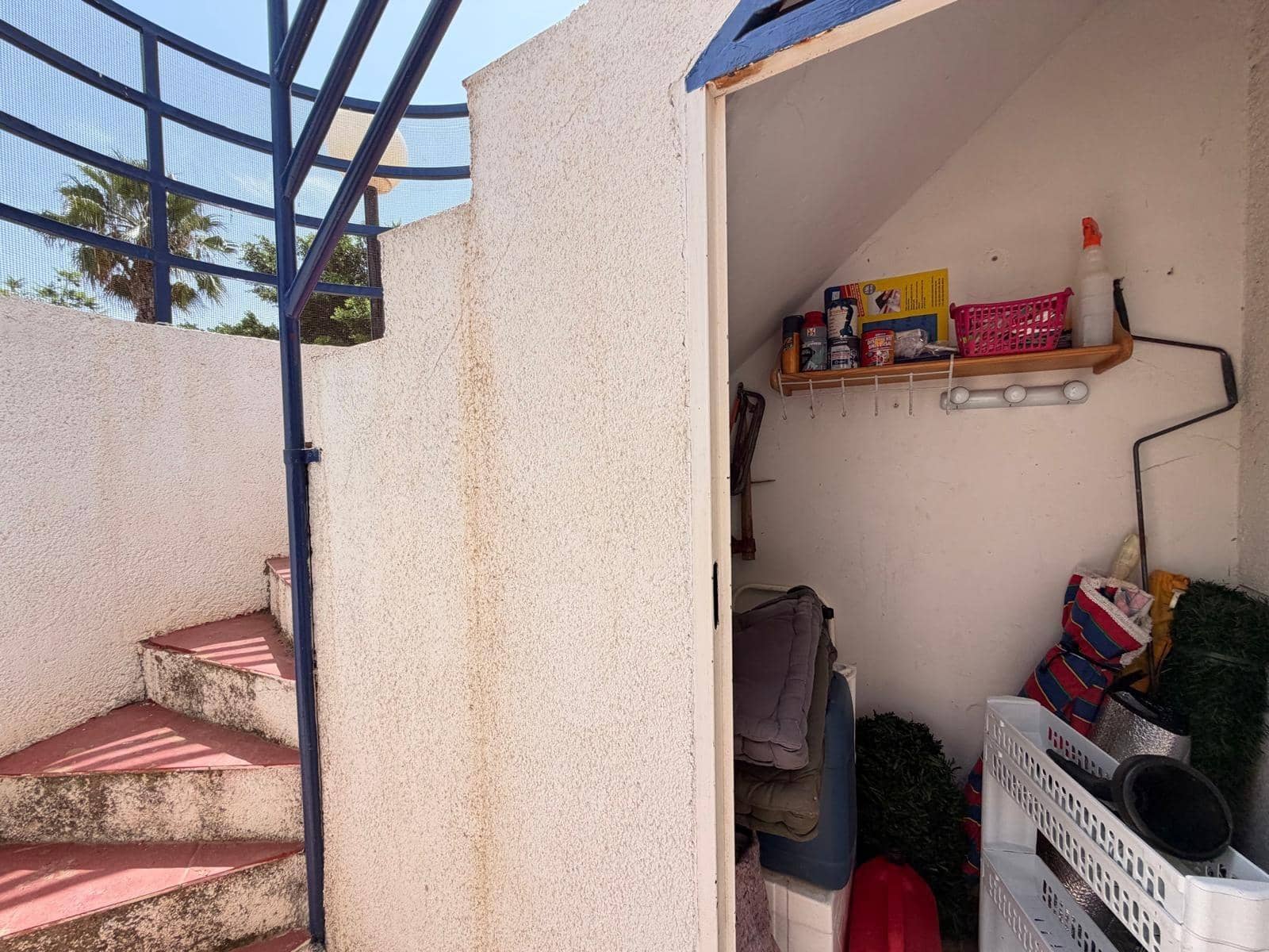 2 makuuhuone Rivitalo myytävänä paikassa Torrevieja mukana uima-altaan - 155 000 € (Ref: 9997135)