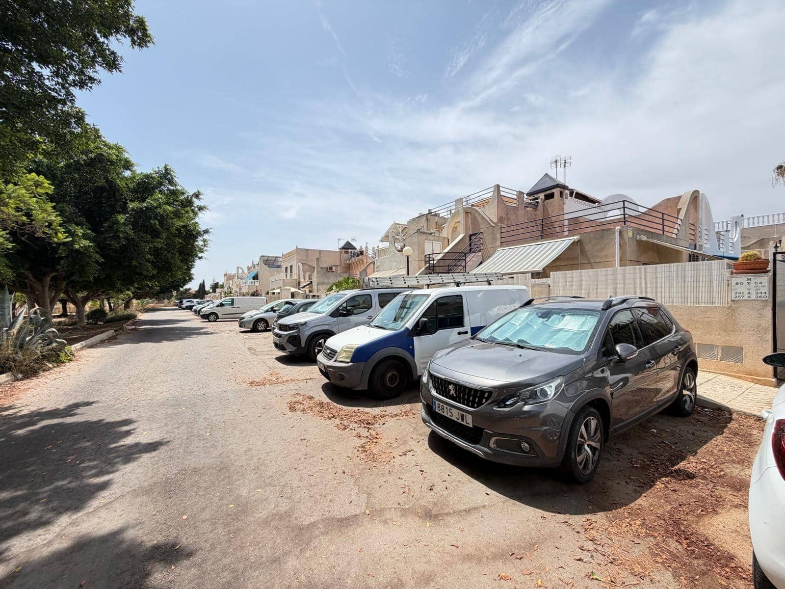 2 makuuhuone Rivitalo myytävänä paikassa Torrevieja mukana uima-altaan - 155 000 € (Ref: 9997135)