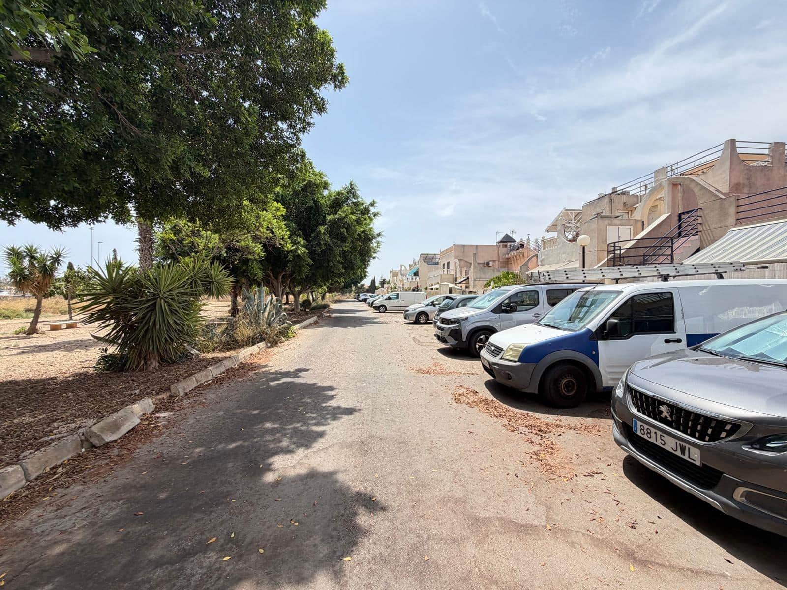 2 makuuhuone Rivitalo myytävänä paikassa Torrevieja mukana uima-altaan - 155 000 € (Ref: 9997135)