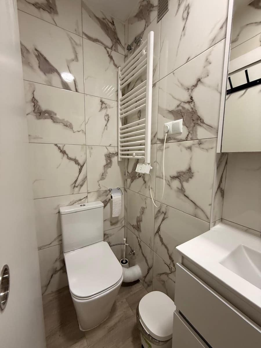 Studio till salu i Torrevieja - 89 900 € (Ref: 9997136)