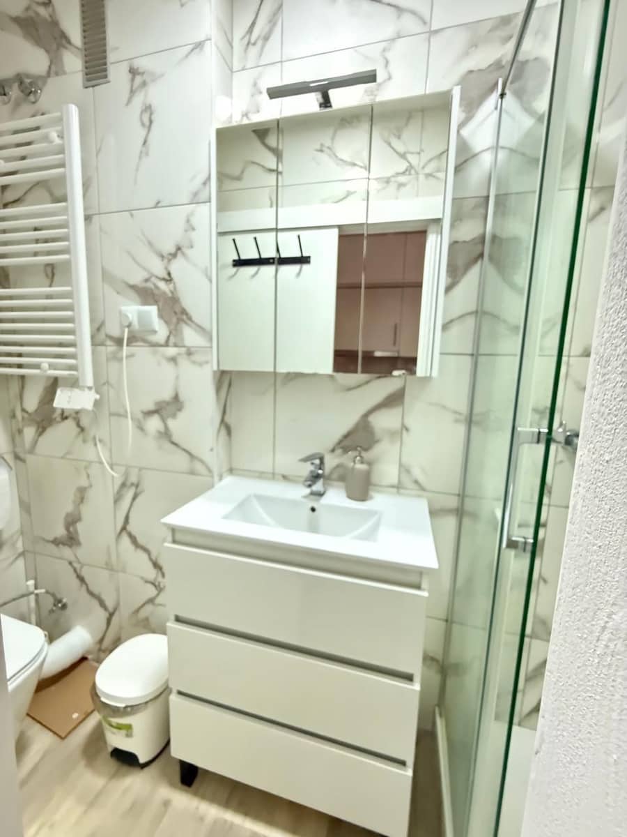 Studio till salu i Torrevieja - 89 900 € (Ref: 9997136)