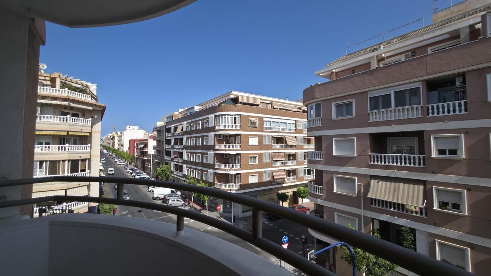 3 Zimmer Apartment zu verkaufen in Torrevieja - 240.000 € (Ref: 9997137)