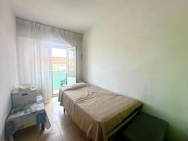 3 camera da letto Appartamento in vendita in Carolinas Altas, Alicante città - 130.000 € (Rif: 9997139)