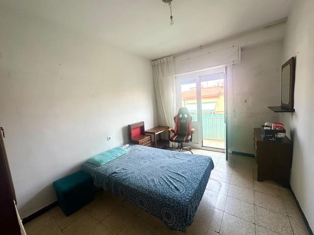 3 camera da letto Appartamento in vendita in Carolinas Altas, Alicante città - 130.000 € (Rif: 9997139)
