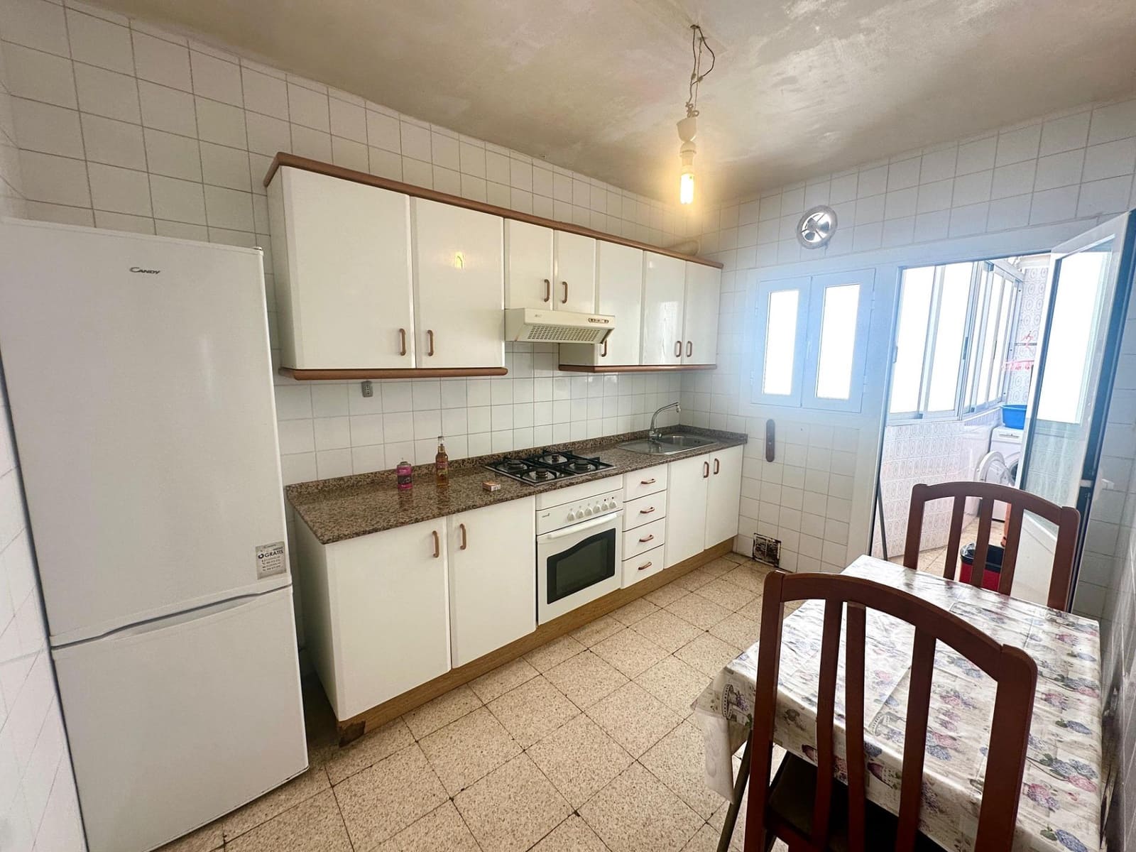 3 camera da letto Appartamento in vendita in Alicante citta - 130.000 € (Rif: 9997139)