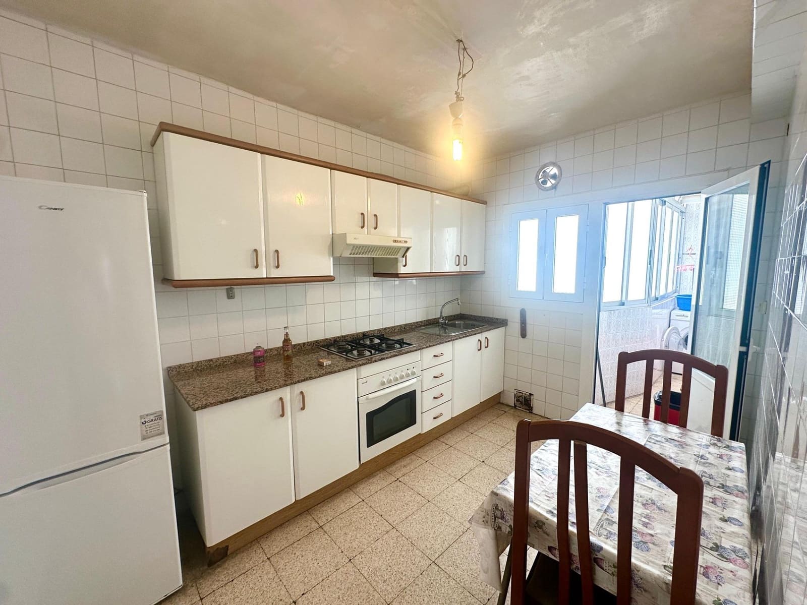 3 camera da letto Appartamento in vendita in Alicante citta - 130.000 € (Rif: 9997139)