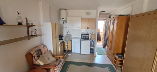 Studio til salgs i Torreblanca, Torrevieja med svømmebasseng - € 87 500 (Ref: 9999821)