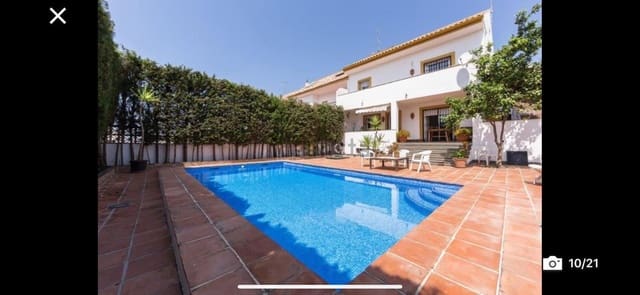 4 soveværelse Semi-Rækkehus til salg i Nueva Alcántara, Marbella med swimmingpool garage - € 990.000 (Ref: 9106171)