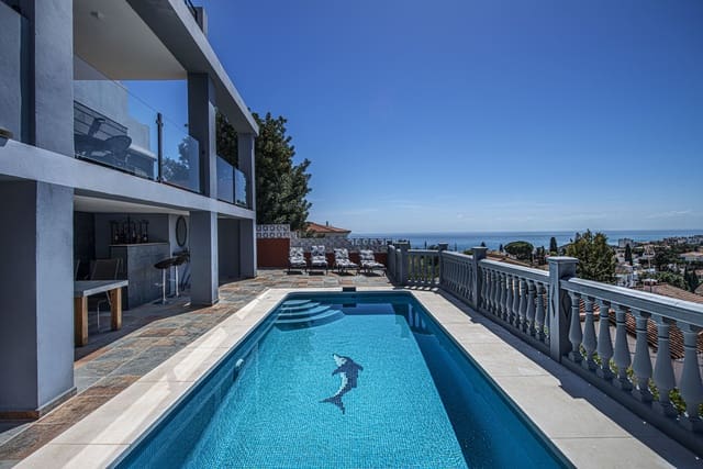 3 soveværelse Villa til salg i Las Gaviotas  - Carvajal, Fuengirola med swimmingpool garage - € 745.000 (Ref: 9141175)