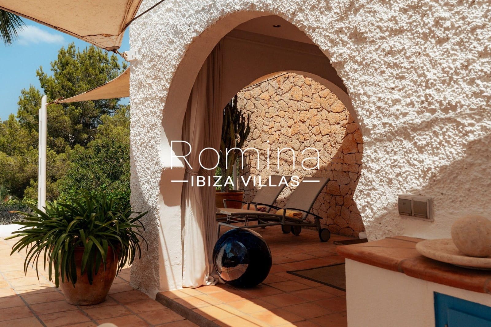 2 chambre Maison de Ville à vendre à Santa Eulalia / Santa Eularia avec piscine garage - 1 200 000 € (Ref: 10011758)