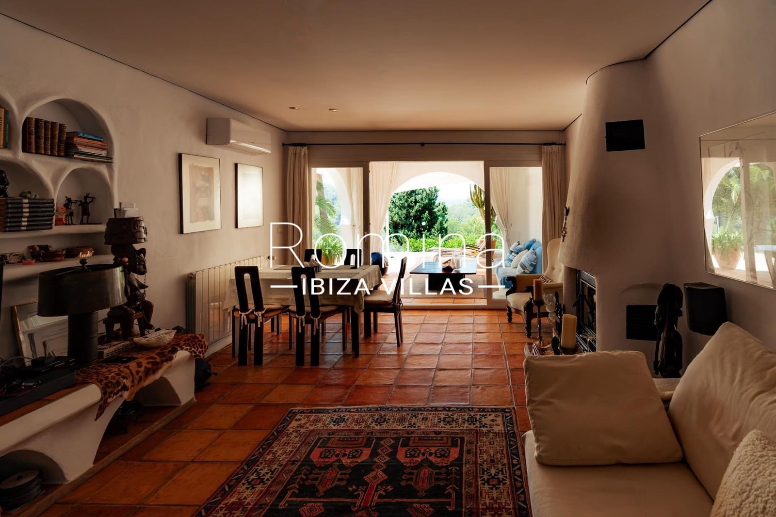 2 chambre Maison de Ville à vendre à Santa Eulalia / Santa Eularia avec piscine garage - 1 200 000 € (Ref: 10011758)