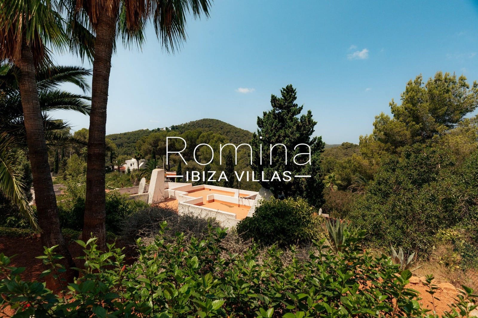 2 chambre Maison de Ville à vendre à Santa Eulalia / Santa Eularia avec piscine garage - 1 200 000 € (Ref: 10011758)