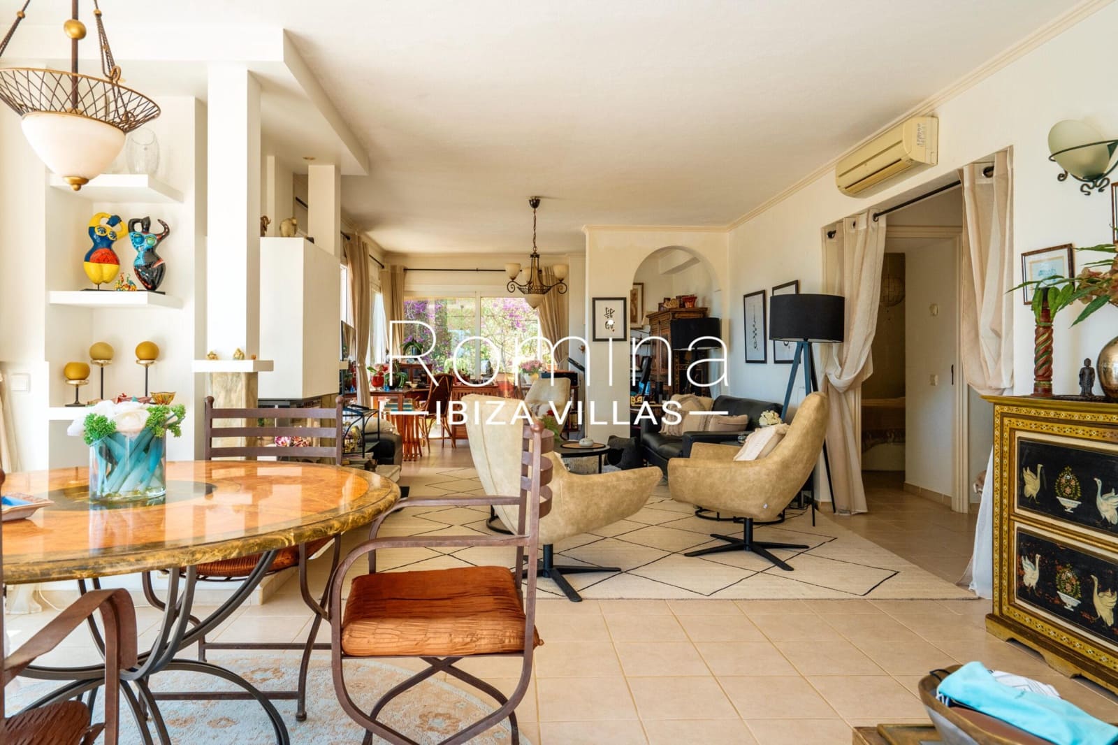2 soverom Villa til salgs i Sant Jordi de Ses Salines med svømmebasseng garasje - € 2 400 000 (Ref: 10013922)