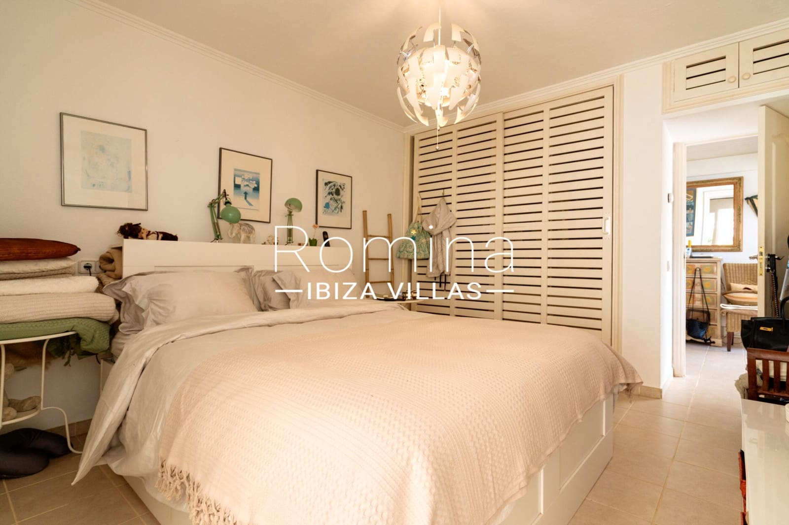 2 soverom Villa til salgs i Sant Jordi de Ses Salines med svømmebasseng garasje - € 2 400 000 (Ref: 10013922)