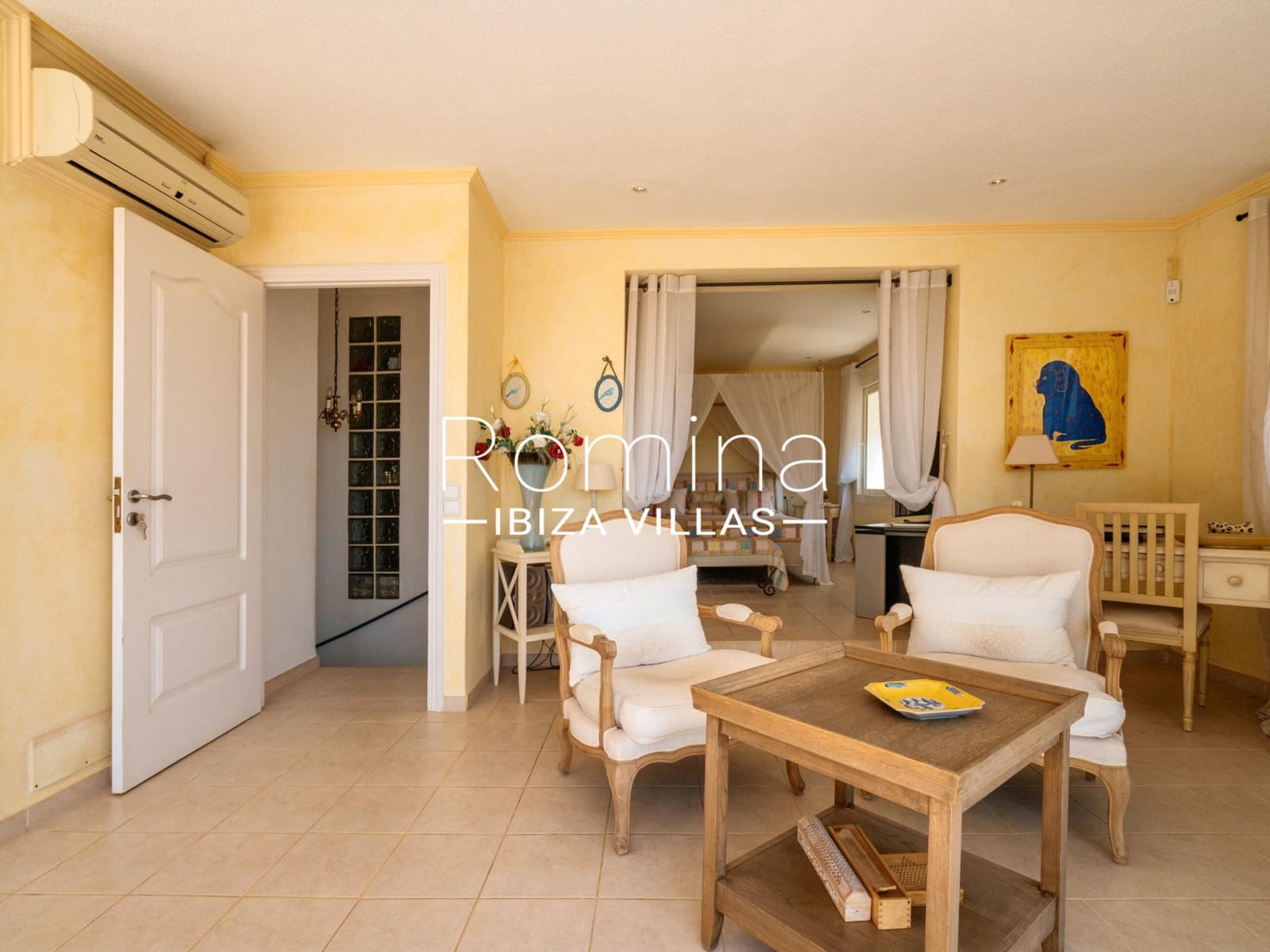 2 soverom Villa til salgs i Sant Jordi de Ses Salines med svømmebasseng garasje - € 2 400 000 (Ref: 10013922)