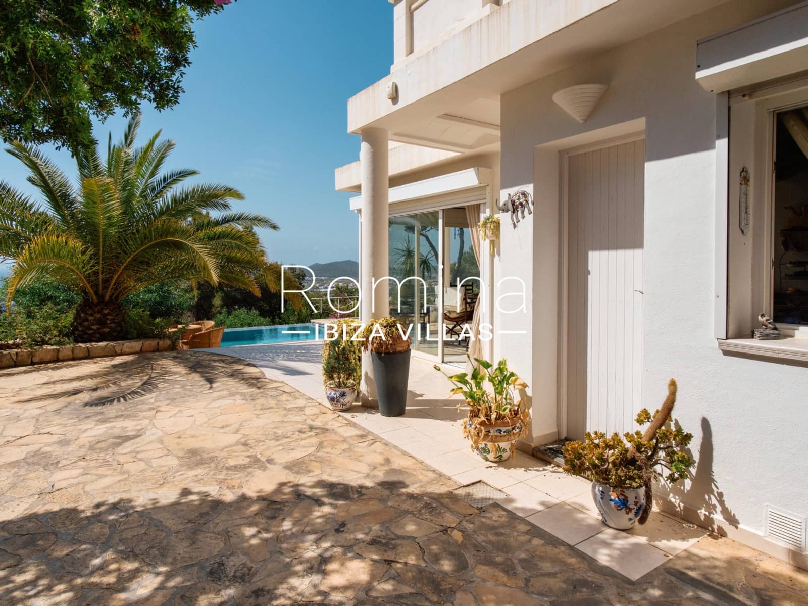 2 soverom Villa til salgs i Sant Jordi de Ses Salines med svømmebasseng garasje - € 2 400 000 (Ref: 10013922)