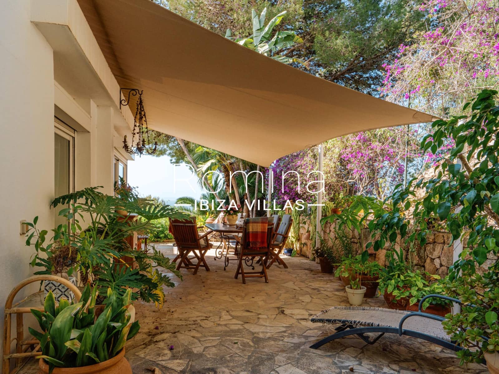 2 soverom Villa til salgs i Sant Jordi de Ses Salines med svømmebasseng garasje - € 2 400 000 (Ref: 10013922)