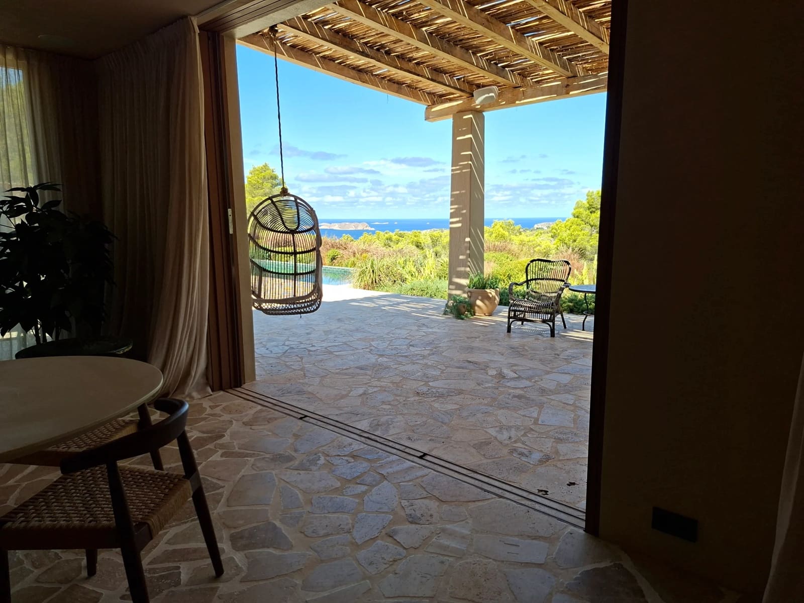 4 soveværelse Hulehus til salg i Cala Tarida med swimmingpool garage - € 6.590.000 (Ref: 10086588)