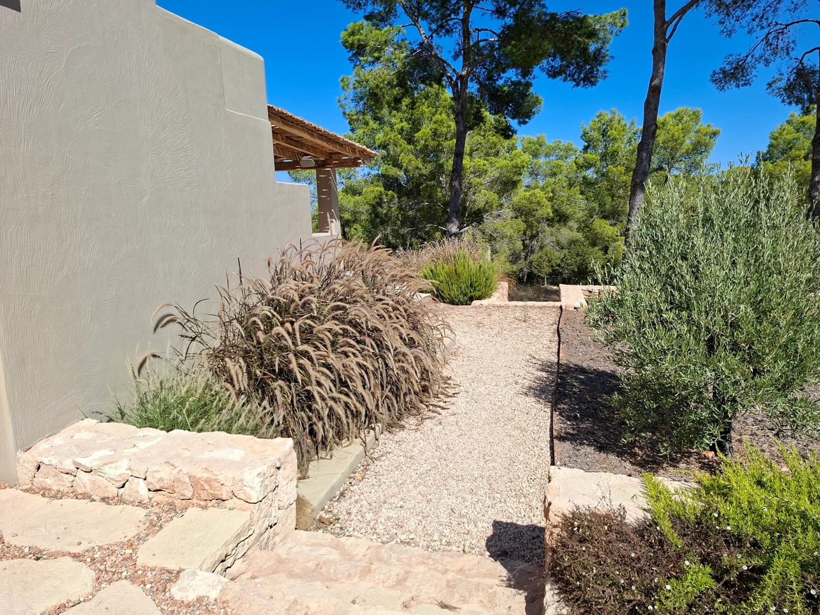 4 soveværelse Hulehus til salg i Cala Tarida med swimmingpool garage - € 6.590.000 (Ref: 10086588)