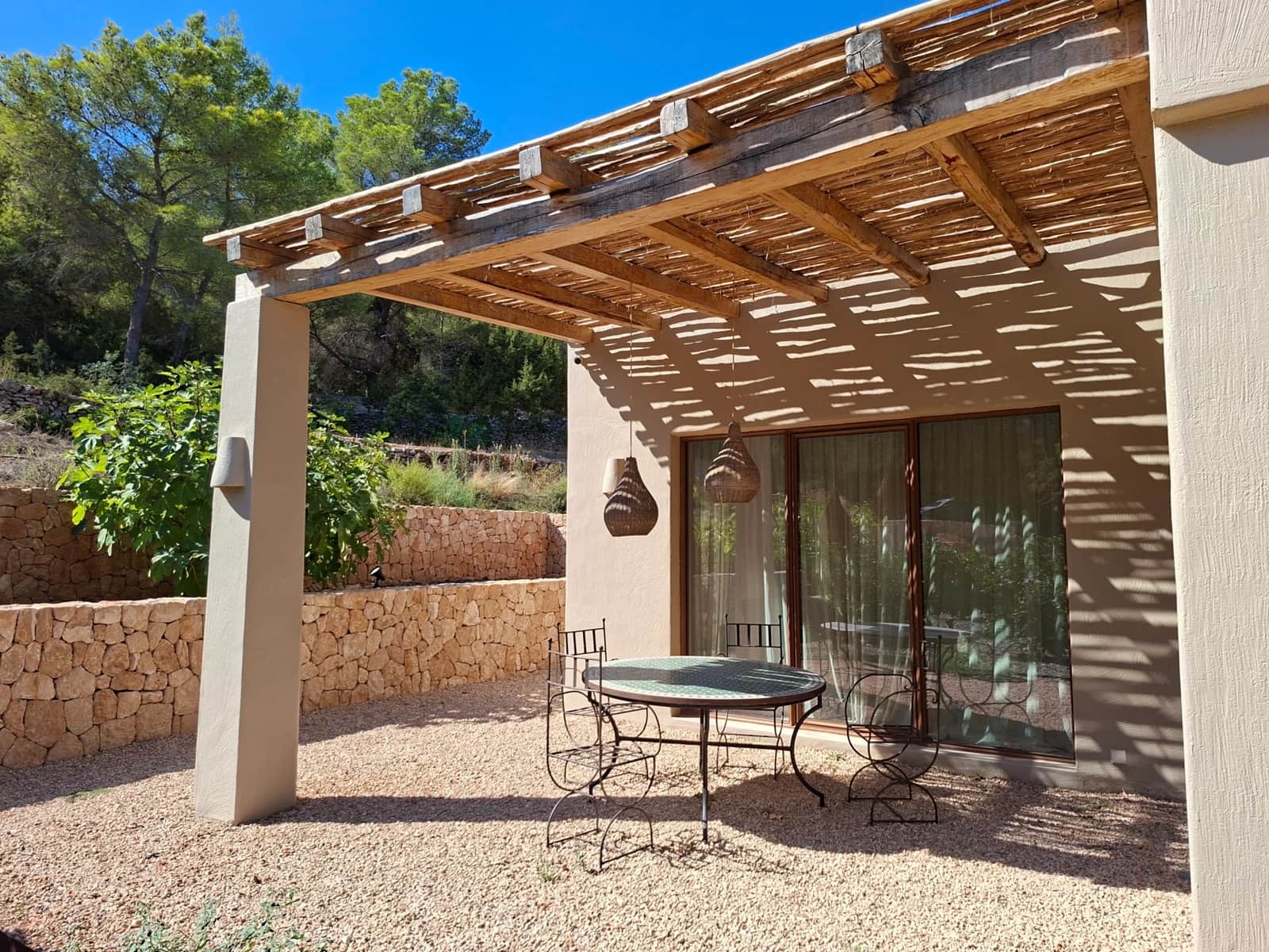 4 soveværelse Hulehus til salg i Cala Tarida med swimmingpool garage - € 6.590.000 (Ref: 10086588)