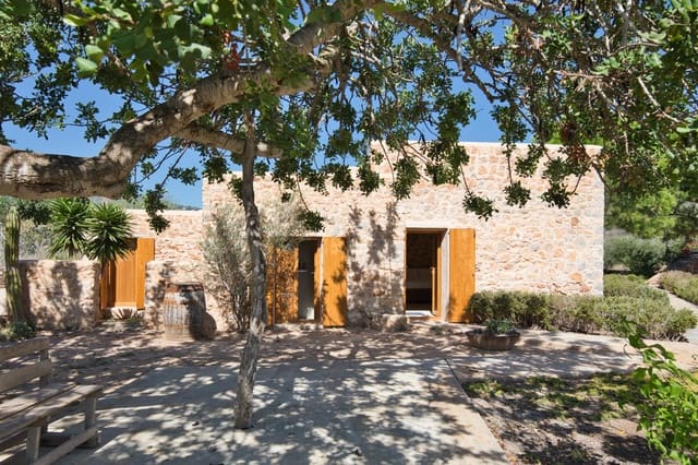 3 bedroom Finca/Country House for sale in Sant Jordi de Ses Salines, San Jose / Sant Josep de Sa Talaia with pool garage - € 2,950,000 (Ref: 9196205)