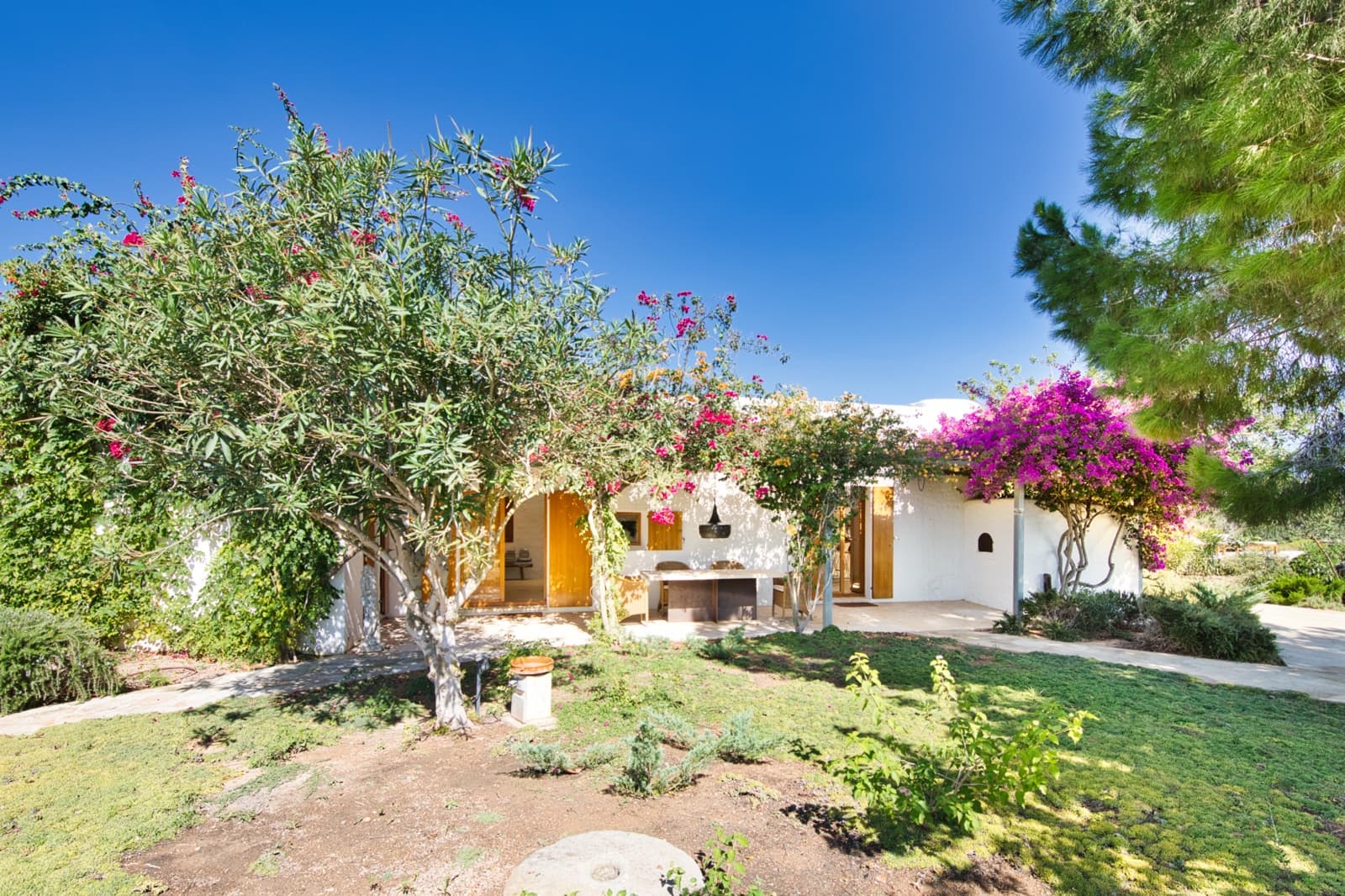 3 slaapkamer Finca/Landhuis te koop in Sant Jordi de Ses Salines met zwembad garage - € 2.950.000 (Ref: 9196205)