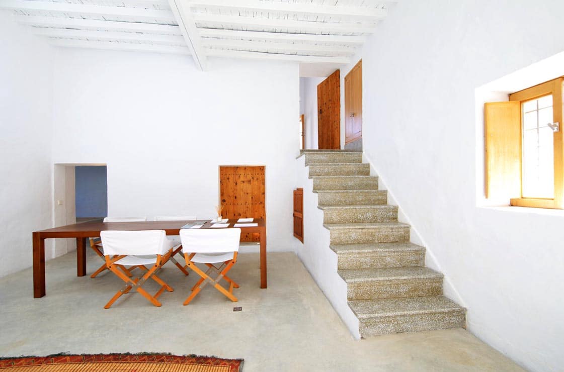 6 soveværelse Finca/Landehus til salg i Sant Rafael de Sa Creu med swimmingpool garage - € 4.200.000 (Ref: 9196309)