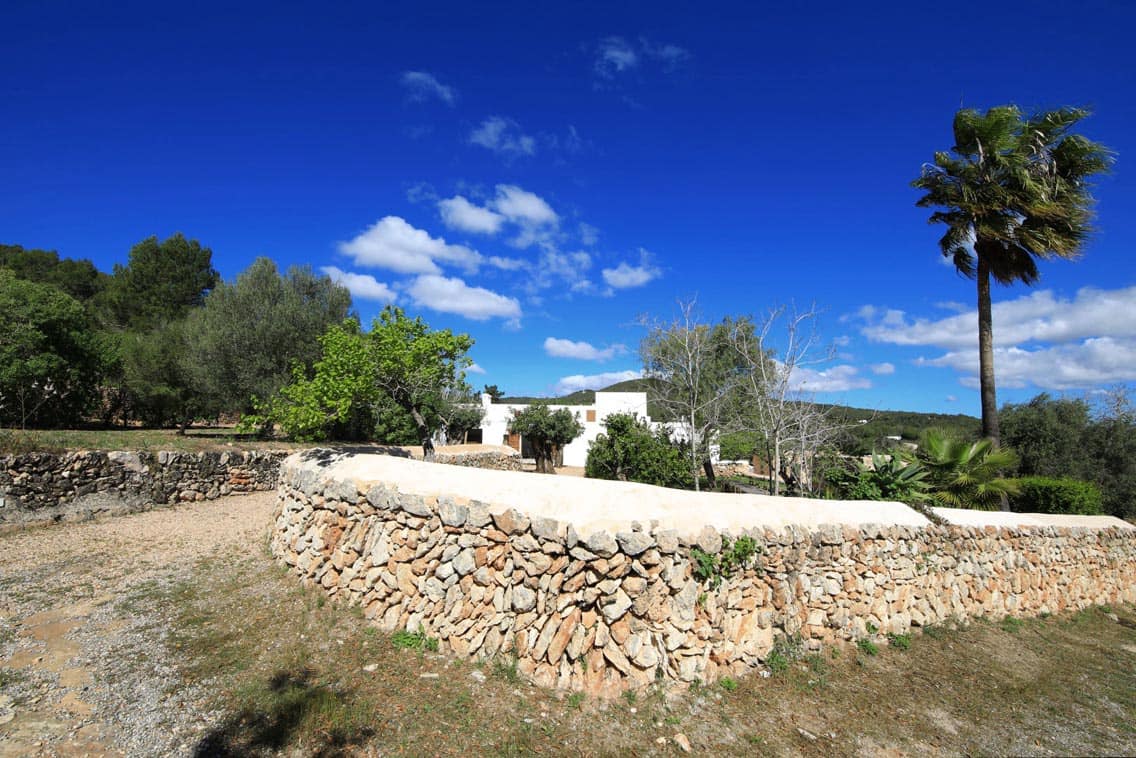 6 soveværelse Finca/Landehus til salg i Sant Rafael de Sa Creu med swimmingpool garage - € 4.200.000 (Ref: 9196309)