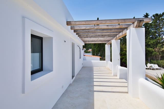 5 quarto Bungalow para venda em Santa Eulalia / Santa Eularia com piscina garagem - 2 990 000 € (Ref: 9199403)