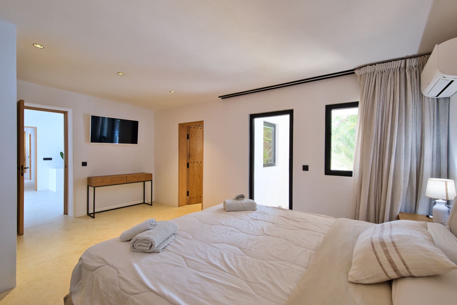 5 soverom Bungalow til salgs i Santa Eulalia / Santa Eularia med svømmebasseng garasje - € 2 990 000 (Ref: 9199403)