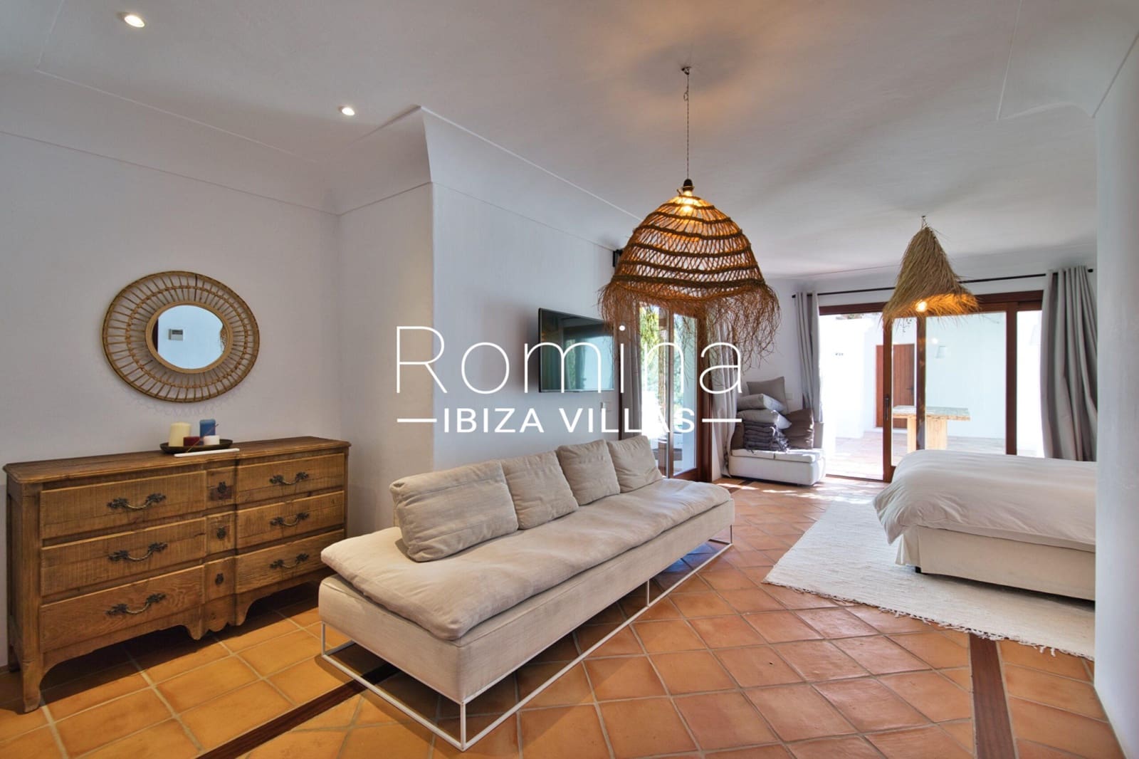 5 bedroom Finca/Country House for sale in Santa Eulalia / Santa Eularia with pool garage - € 8,900,000 (Ref: 9199422)