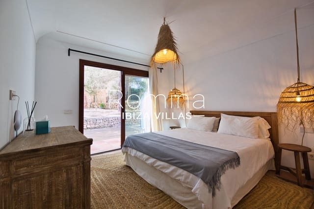 5 sypialnia Finka/Dom wiejski na sprzedaż w Santa Eulalia / Santa Eularia z basenem garażem - 8 200 000 € (Ref: 9199422)