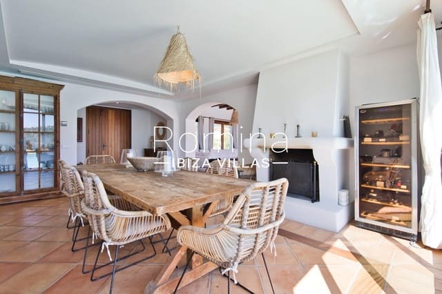 5 sypialnia Finka/Dom wiejski na sprzedaż w Santa Eulalia / Santa Eularia z basenem garażem - 8 200 000 € (Ref: 9199422)