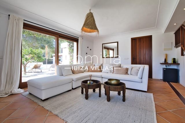 5 sypialnia Finka/Dom wiejski na sprzedaż w Santa Eulalia / Santa Eularia z basenem garażem - 8 200 000 € (Ref: 9199422)