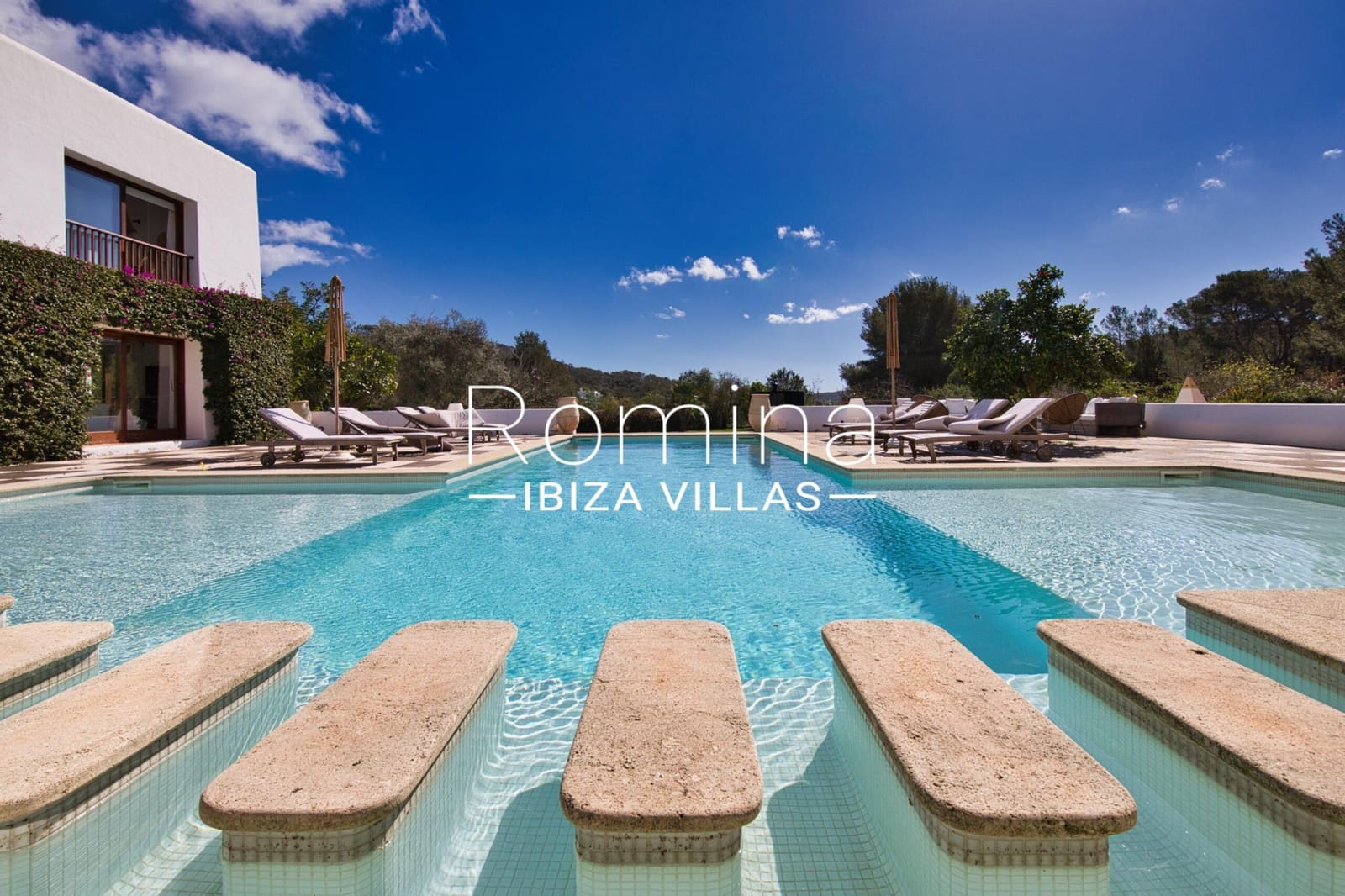 5 bedroom Finca/Country House for sale in Santa Eulalia / Santa Eularia with pool garage - € 8,900,000 (Ref: 9199422)