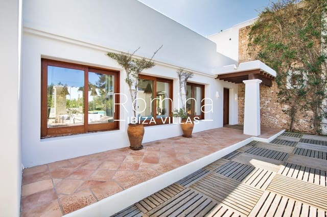 5 sypialnia Finka/Dom wiejski na sprzedaż w Santa Eulalia / Santa Eularia z basenem garażem - 8 200 000 € (Ref: 9199422)