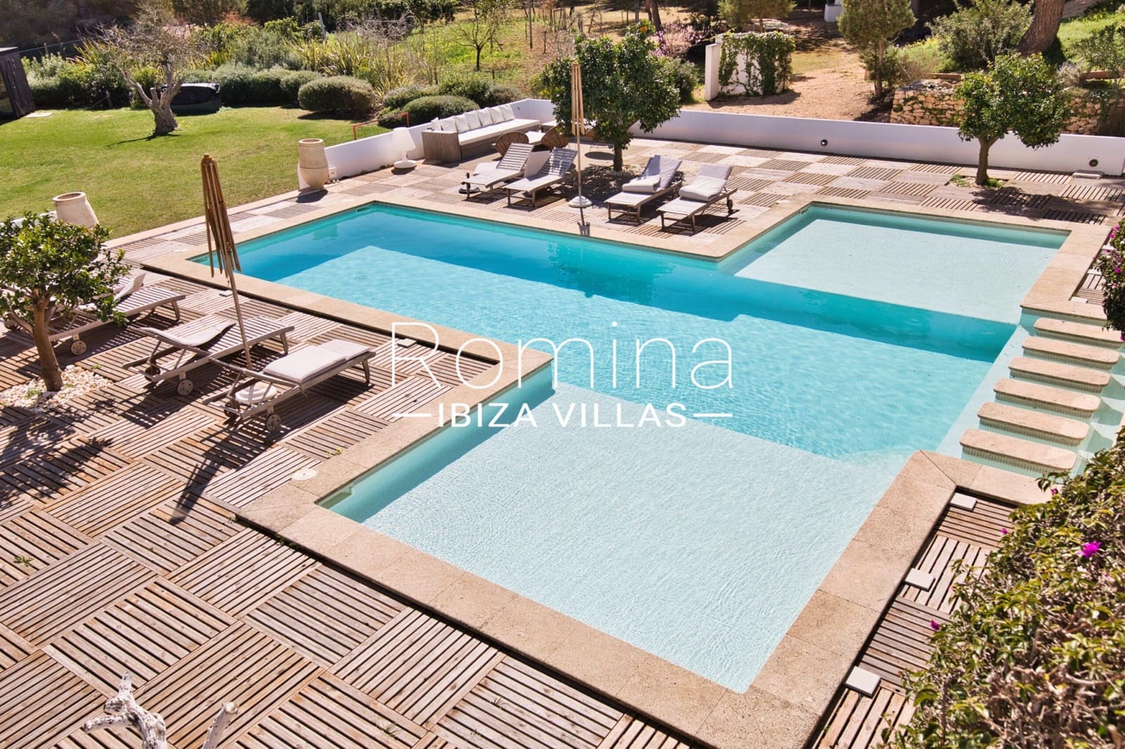 5 bedroom Finca/Country House for sale in Santa Eulalia / Santa Eularia with pool garage - € 8,900,000 (Ref: 9199422)